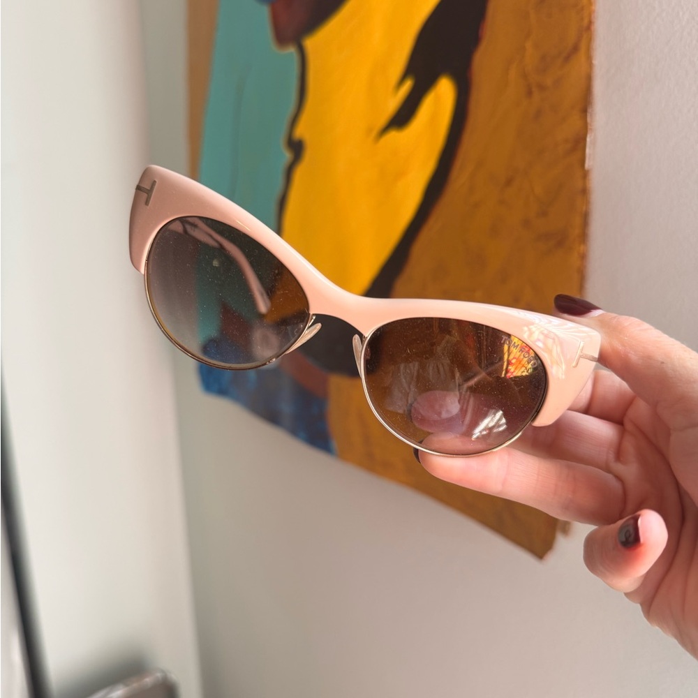 Tom Ford Pink Cat-Eye Sunglasses with Brown Lenses